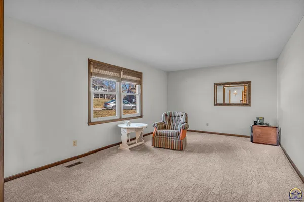 $359,900 | 3342 Southwest Friar Road, Topeka, KS 66614