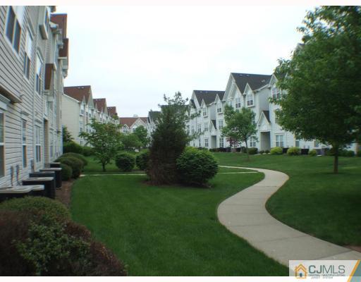 131 Inverness Drive Edison, NJ 08820 - Photo 7 of 8 Gallery Image 7
