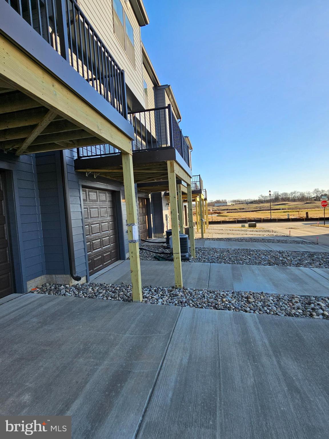 409 Union Street Frederick, MD 21701 - Photo 3 of 27