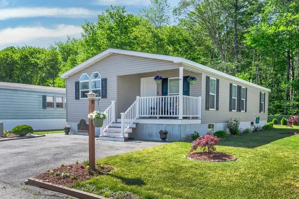 $339,900 | 21 Jason Way, West Bridgewater, MA 02379