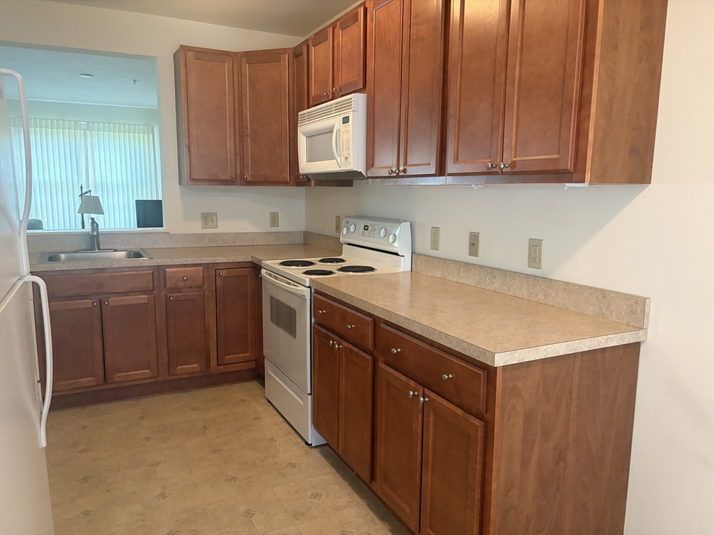 902 Main Street, Unit 35 Hanson, MA 02341 - Photo 6 of 32