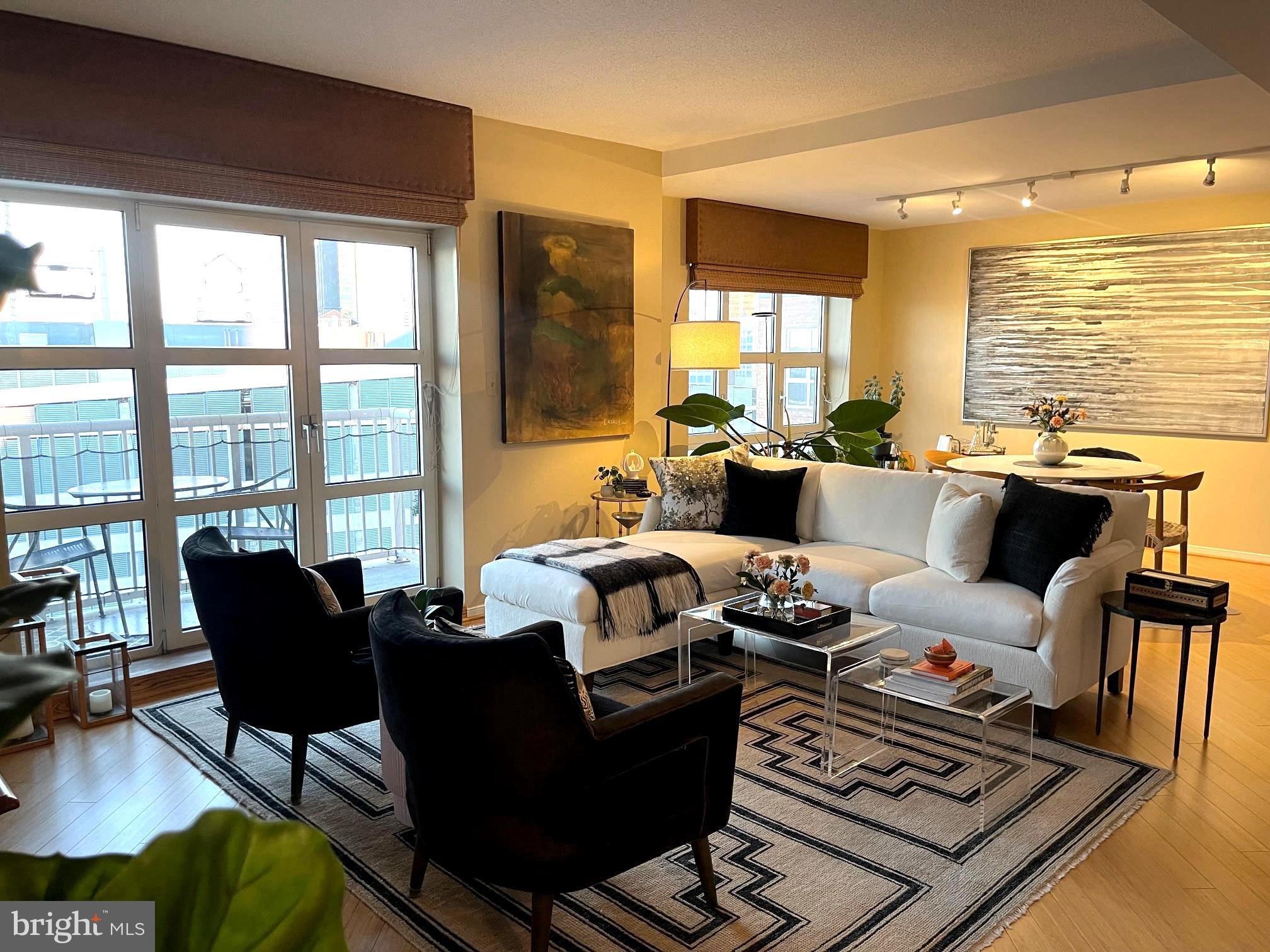 250 President Street, Unit 806 Baltimore, MD 21202 - Photo 4 of 55