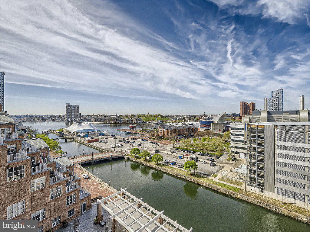 250 President Street, Unit 806 Baltimore, MD 21202 - Photo 44 of 55 deck view