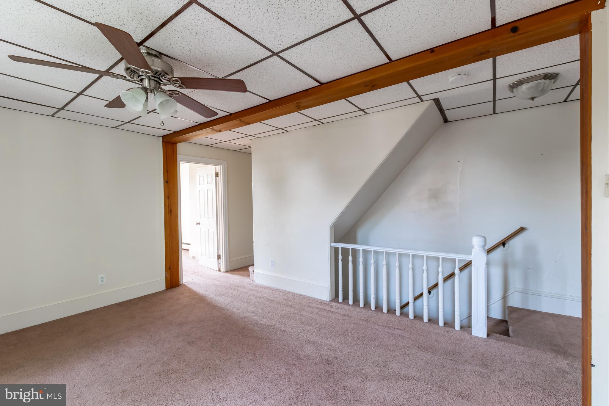 329 Walnut Street Spring City, PA 19475 - Photo 19 of 67 331 Upper - Living Room