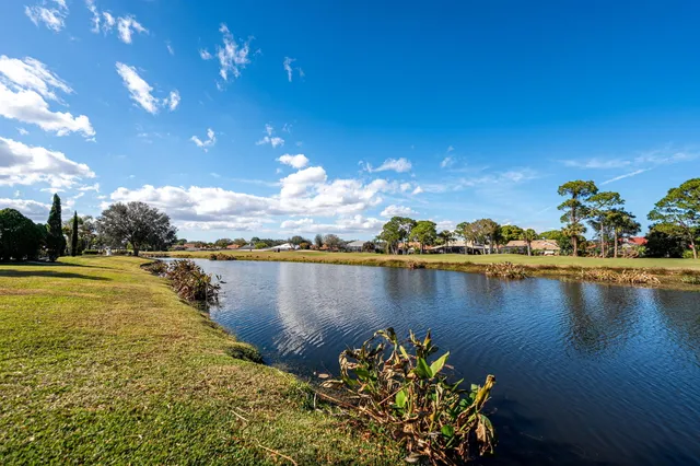 $829,900 | 1157 Southwest Mirror Lake Cove, Port St. Lucie, FL 34986