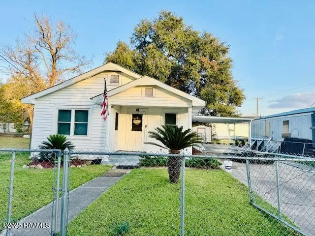$91,900 | 827 East Street, Opelousas, LA 70570
