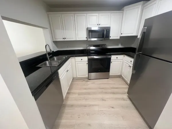 $2,350 | 5458 Via Delray Boulevard, Unit 102, Delray Beach, FL 33484