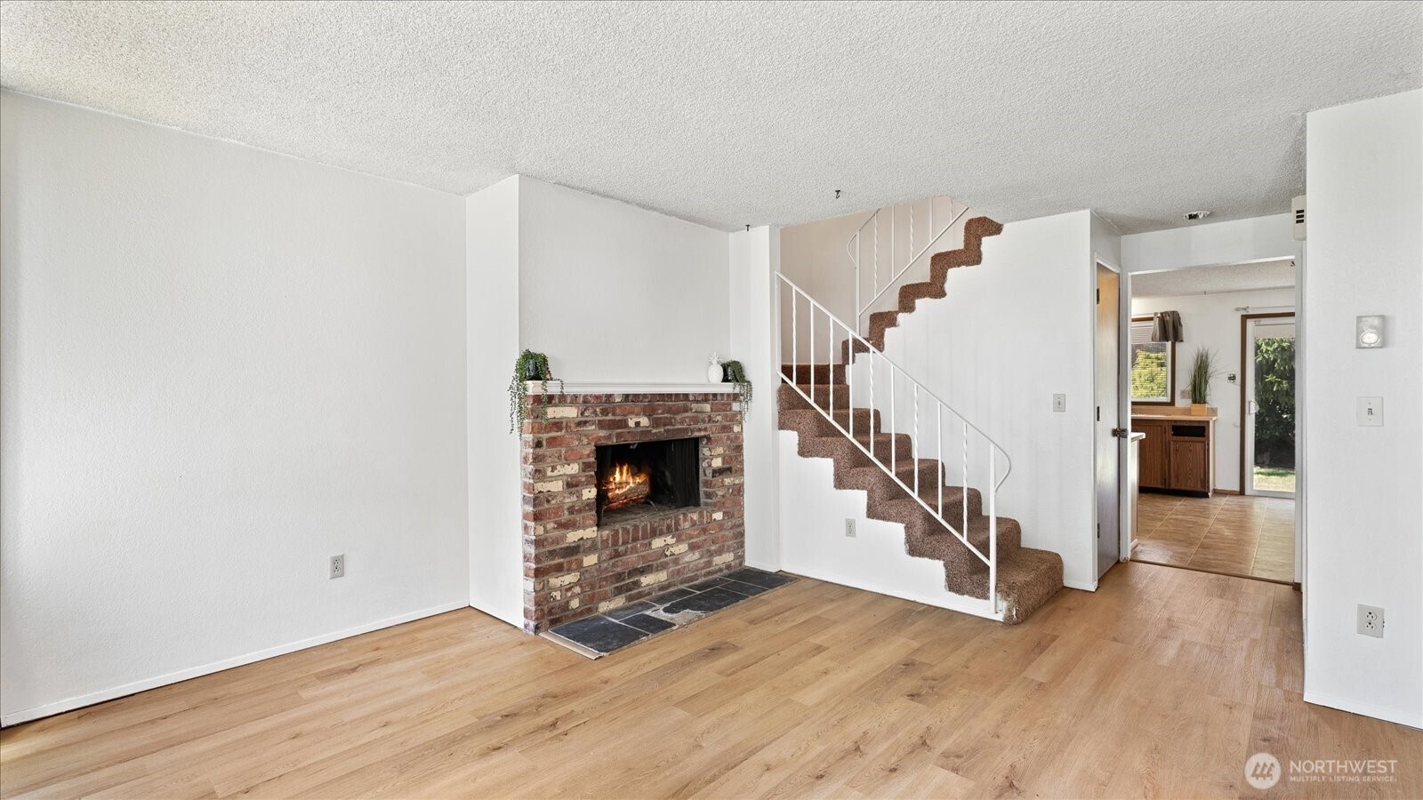 4518 Southwest 320th Street, Unit A Federal Way, WA 98023 - Photo 7 of 34