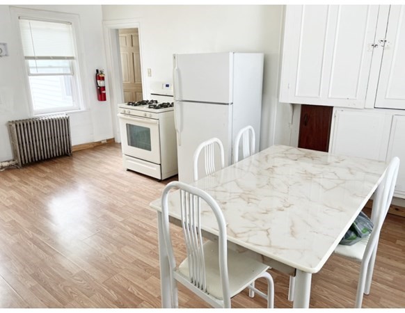 13 West Street Worcester, MA 01609 - Photo 13 of 18