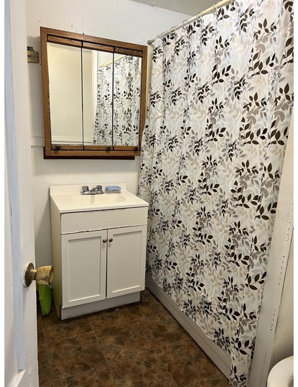 13 West Street Worcester, MA 01609 - Photo 7 of 18