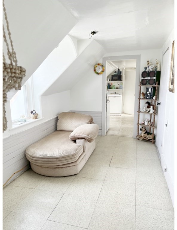 13 West Street Worcester, MA 01609 - Photo 8 of 18