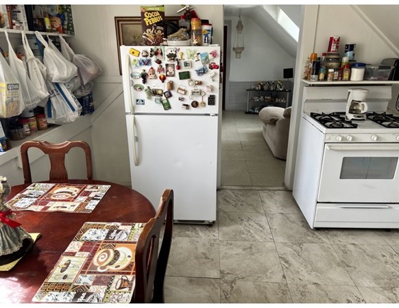 13 West Street Worcester, MA 01609 - Photo 9 of 18