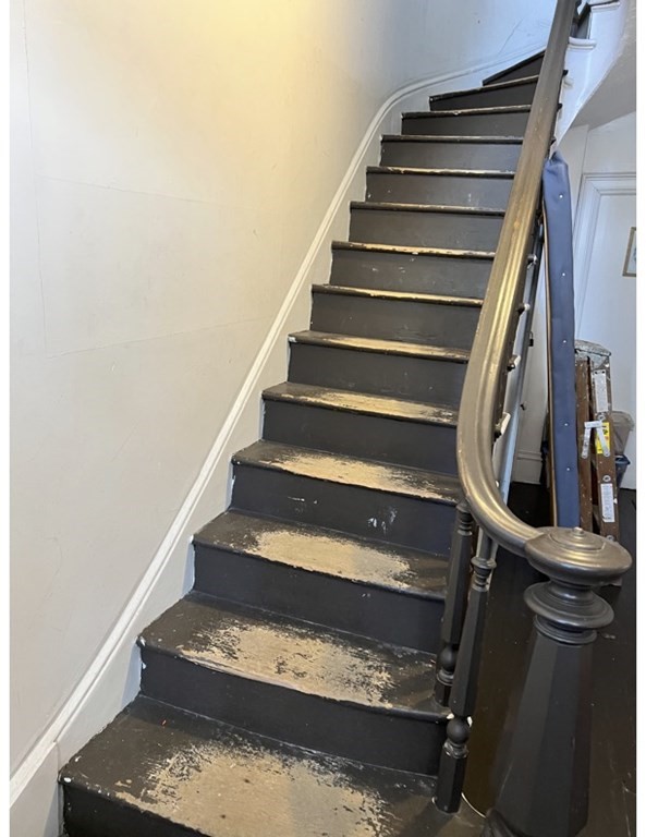 13 West Street Worcester, MA 01609 - Photo 10 of 18