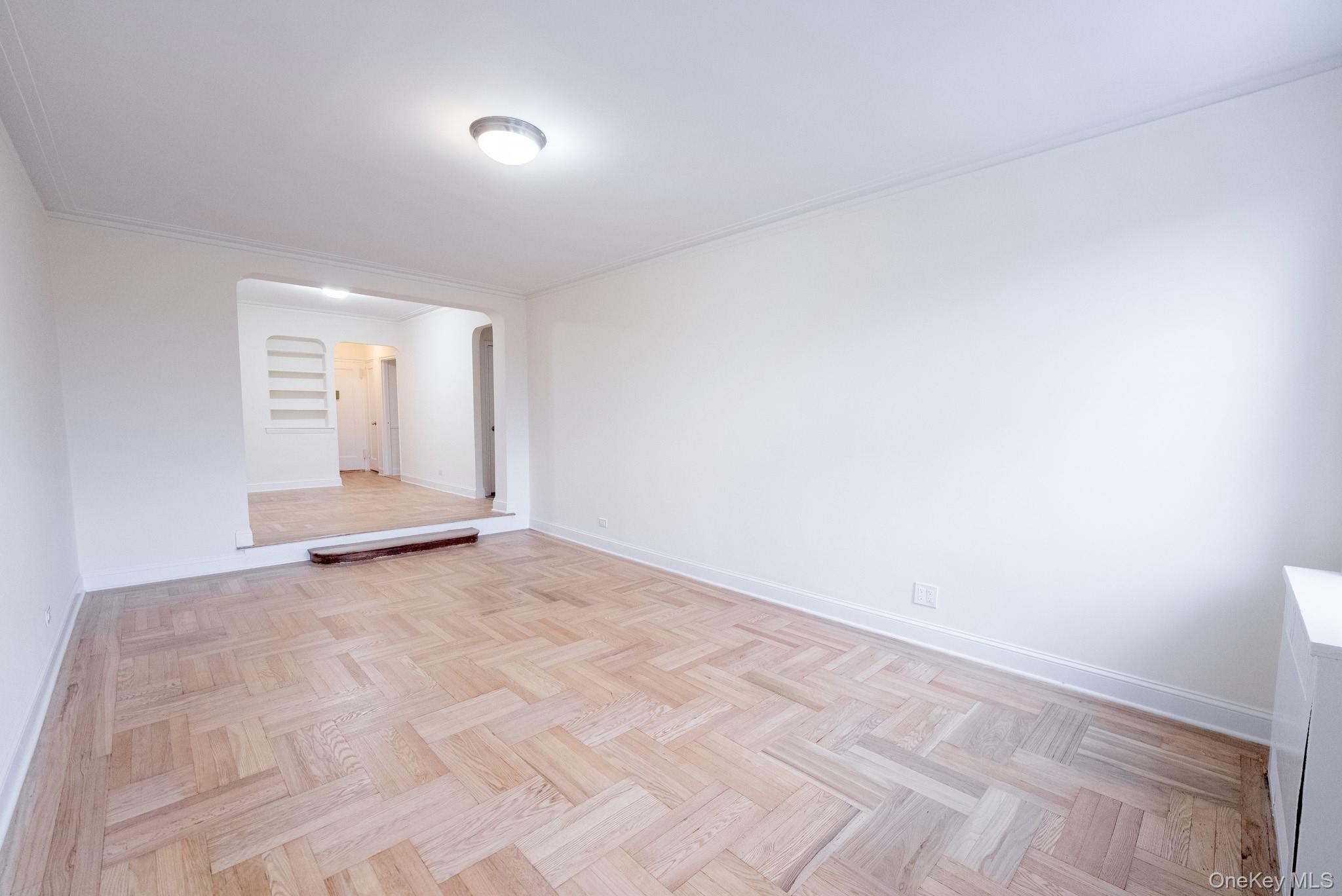 2190 Boston Road, Unit 5M Bronx, NY 10462 - Photo 4 of 24