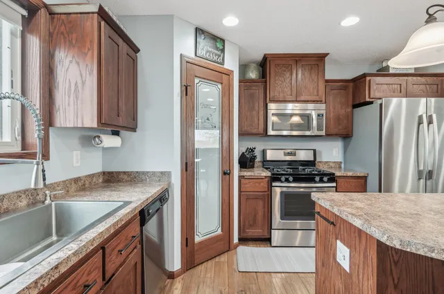 $375,000 | 386 Greenway Drive, Delano, MN 55328