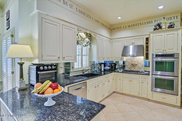 $436,000 | 47 Avery Circle, Jackson, MS 39211