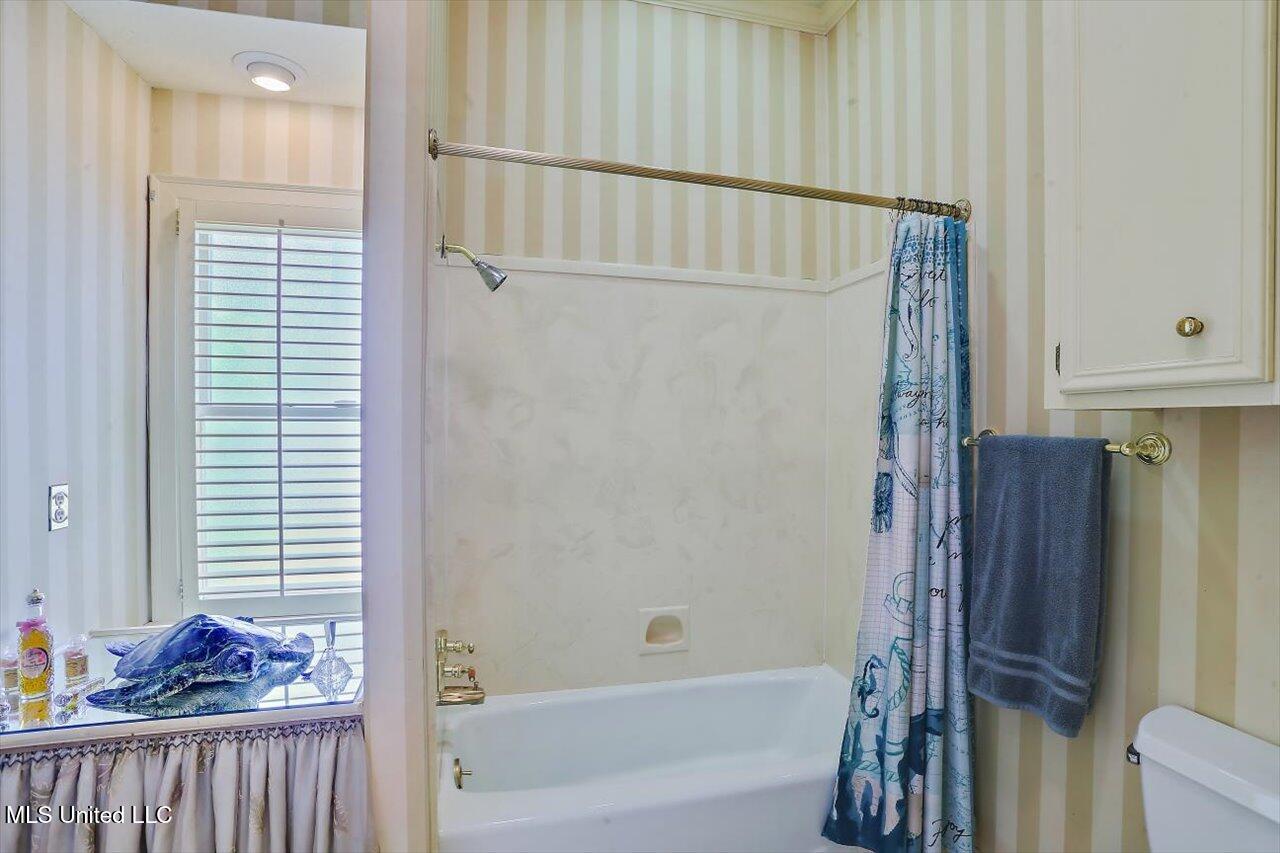 47 Avery Circle Jackson, MS 39211 - Photo 37 of 54 37-47 Avery Cir