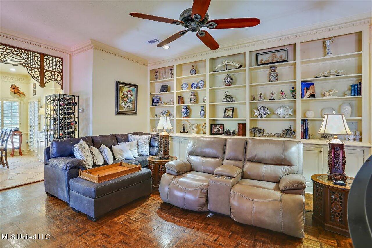 47 Avery Circle Jackson, MS 39211 - Photo 10 of 54 10-47 Avery Cir