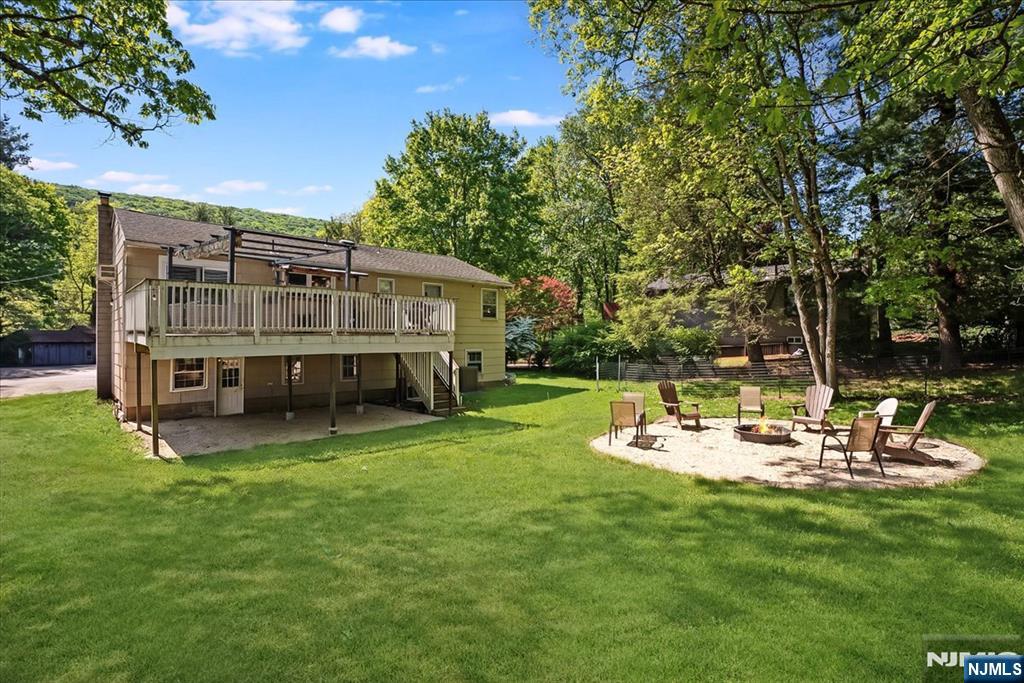 12 River Road Oak Ridge, NJ 07438 - Photo 24 of 36