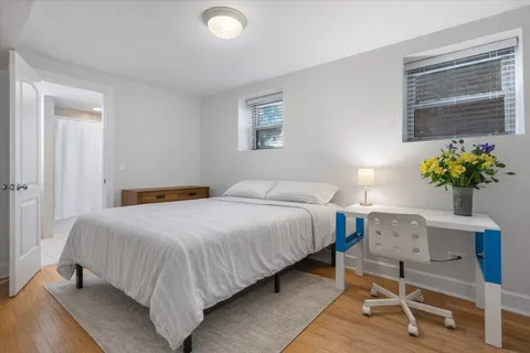 $699,500 | 4950 North Winchester Avenue, Unit 1, Chicago, IL 60640