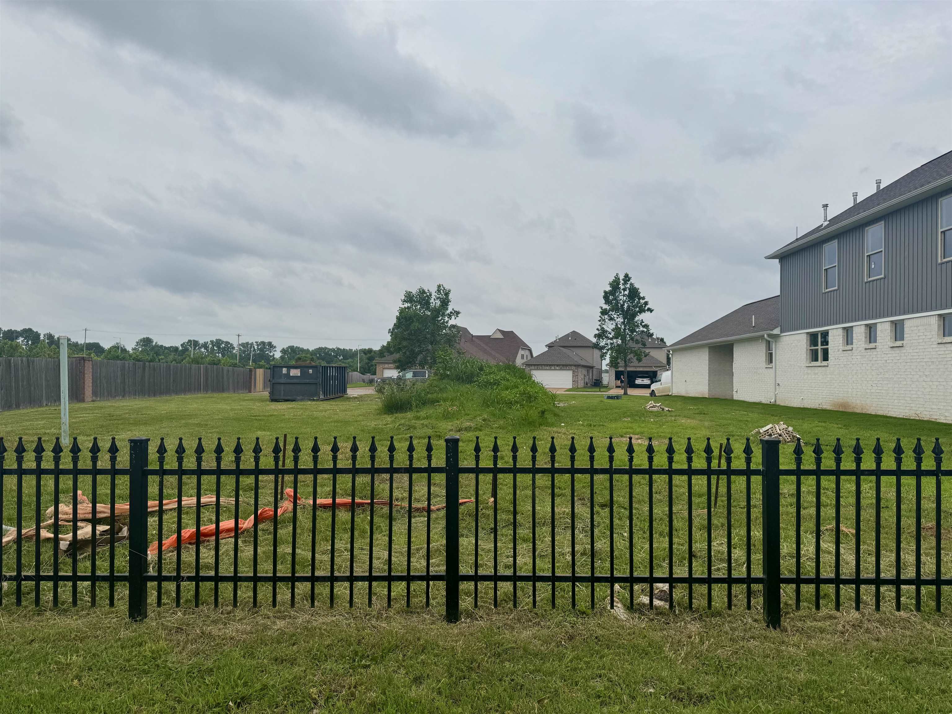 5557 Shipp Road Millington, TN 38053 - Photo 4 of 8 a view of a garden