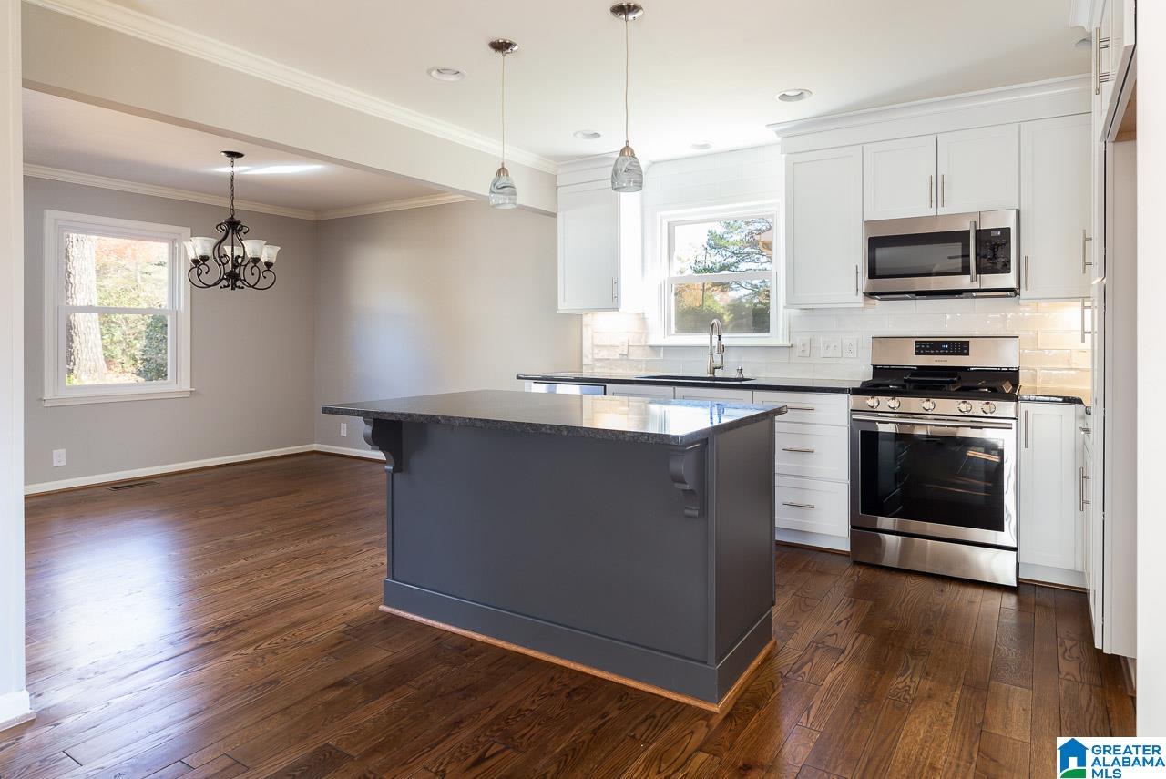 1347 Al Seier Road Birmingham, AL 35226 - Photo 2 of 31