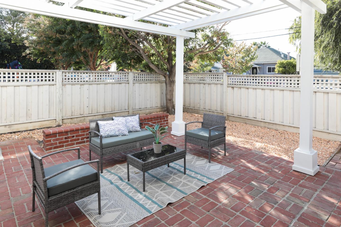 491 Villa Street Mountain View, CA 94041 - Photo 17 of 19 a outdoor view with a sitting space