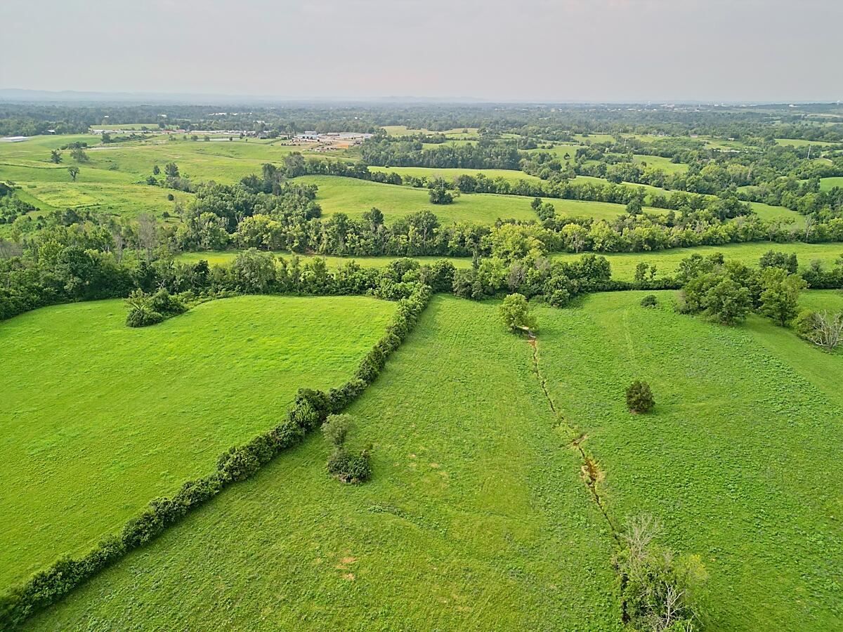 405 Concord Road Richmond, KY 40475 - Photo 18 of 20 DJI_0897