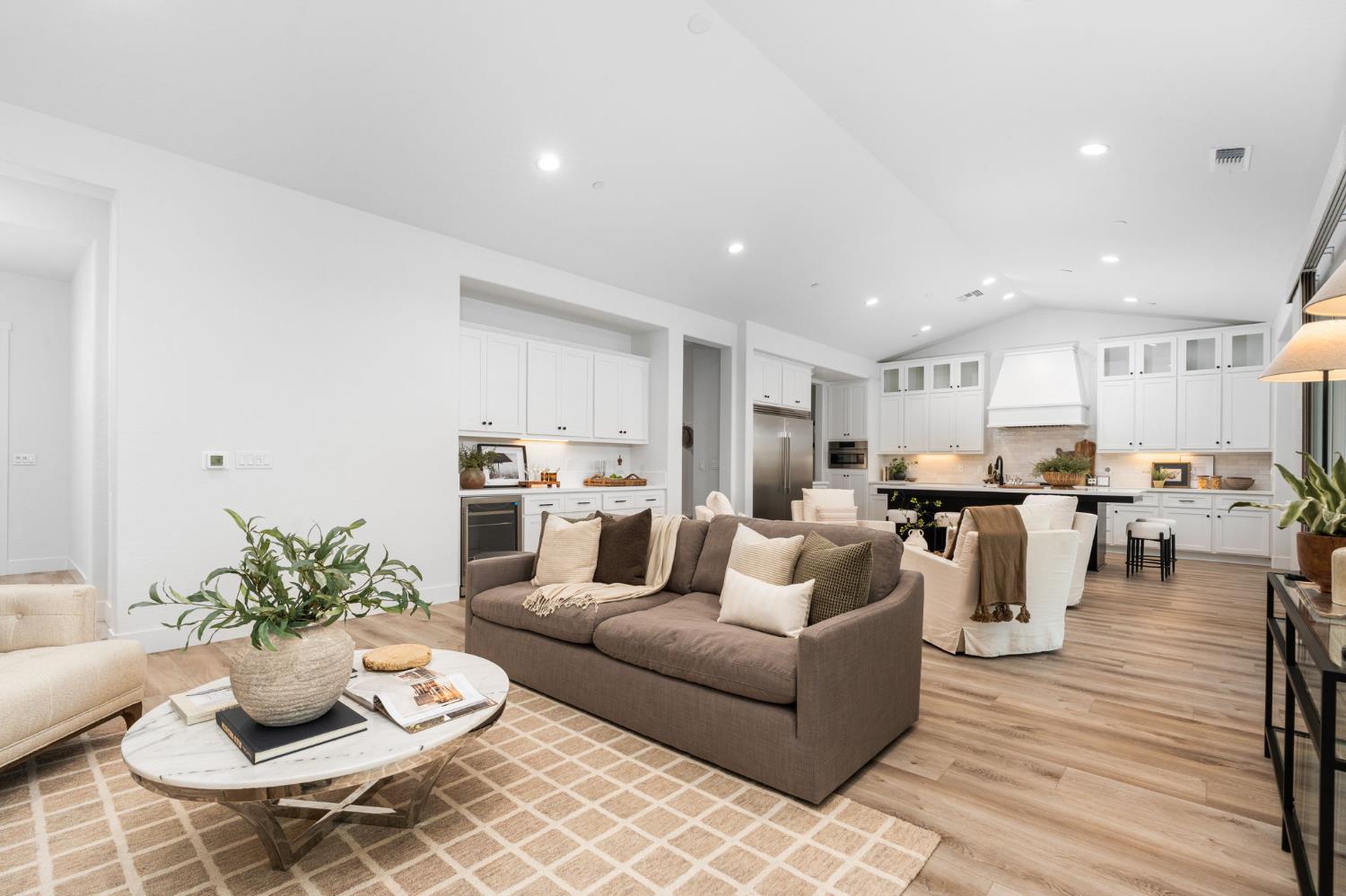 1785 North Renn Avenue Clovis, CA 93619 - Photo 13 of 62