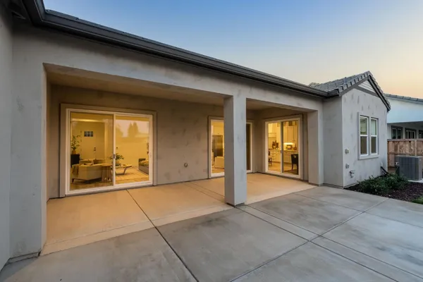 $1,050,000 | 1785 North Renn Avenue, Clovis, CA 93619