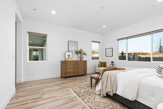 $995,000 | 1785 North Renn Avenue, Clovis, CA 93619