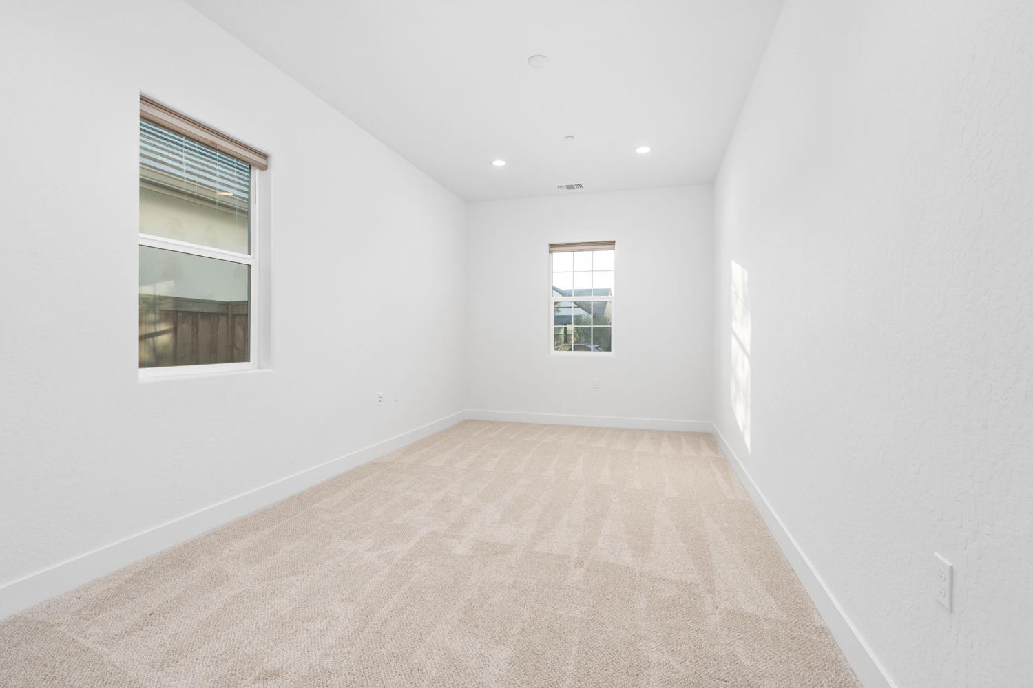 1785 North Renn Avenue Clovis, CA 93619 - Photo 46 of 62