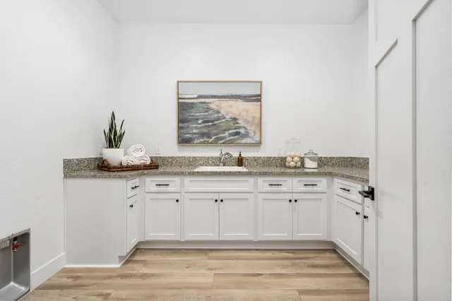 $995,000 | 1785 North Renn Avenue, Clovis, CA 93619