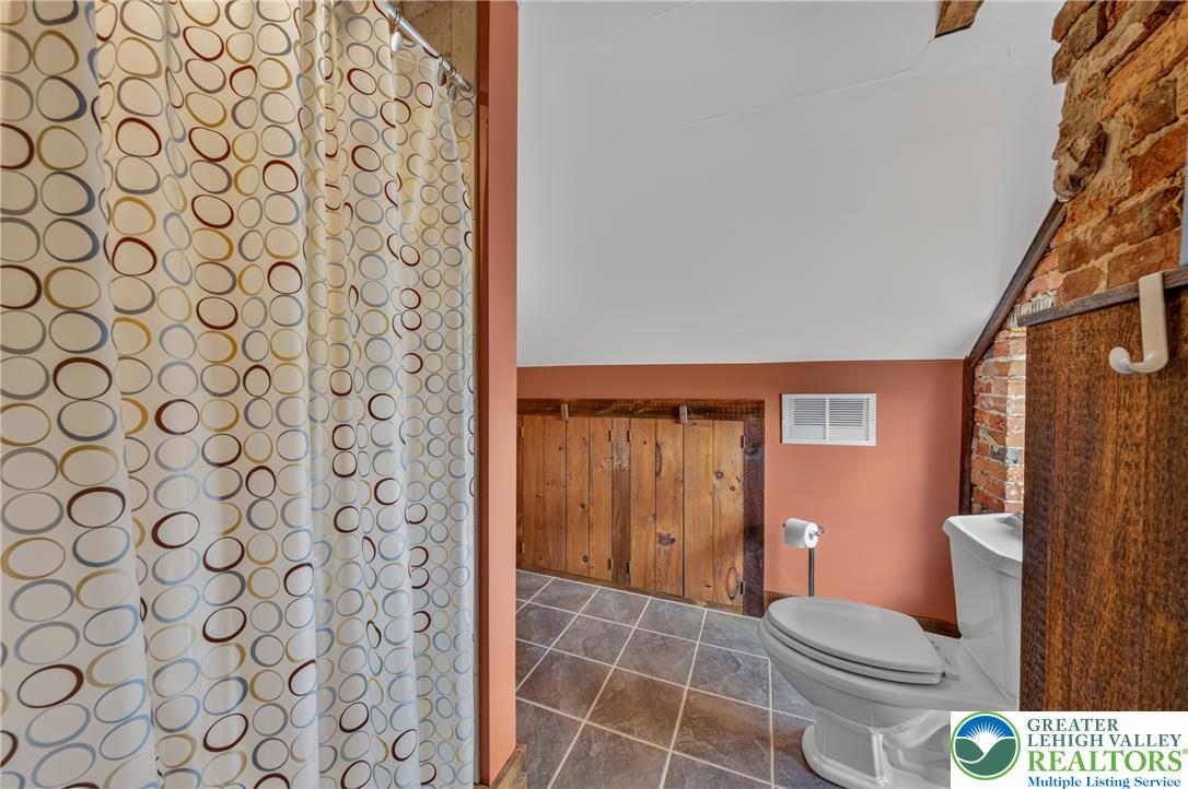 768 Orchard Road Mount Bethel, PA 18343 - Photo 52 of 97