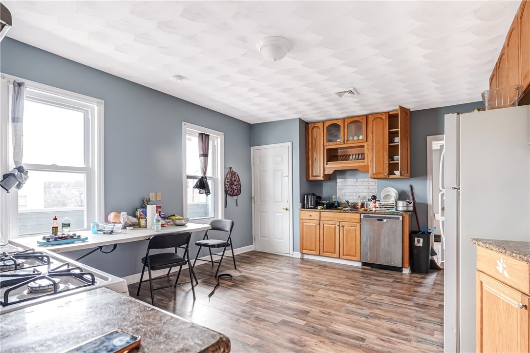 138 Hebert Avenue Woonsocket, RI 02895 - Photo 14 of 27