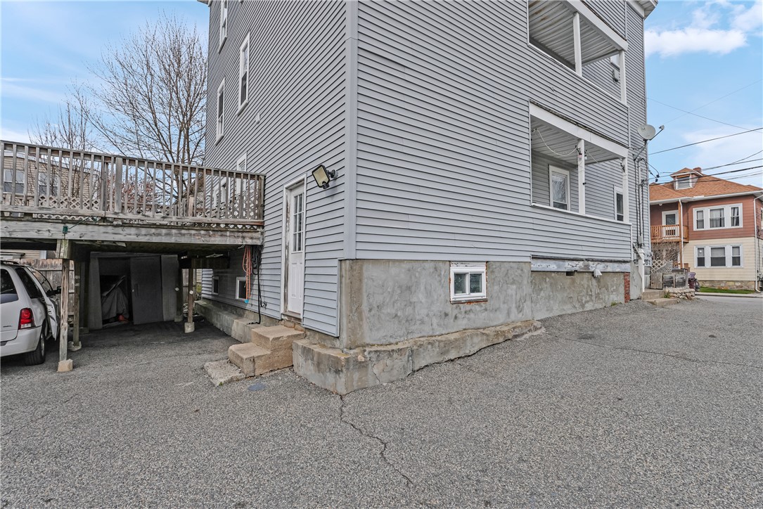138 Hebert Avenue Woonsocket, RI 02895 - Photo 3 of 27