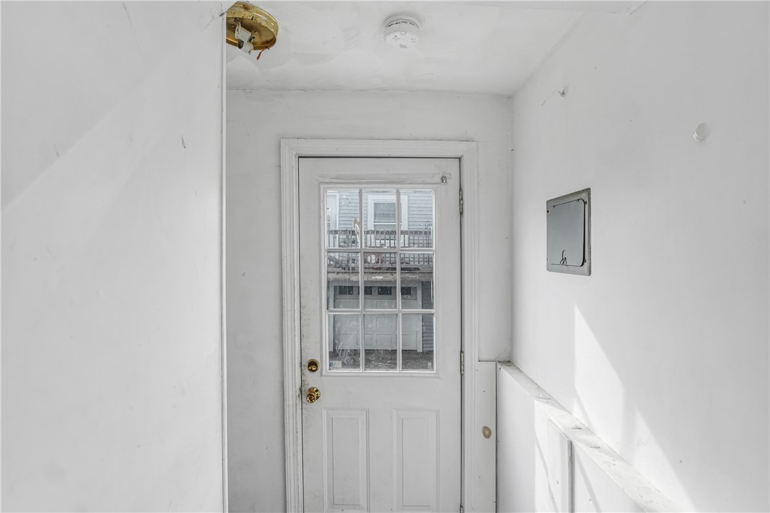 138 Hebert Avenue Woonsocket, RI 02895 - Photo 5 of 27