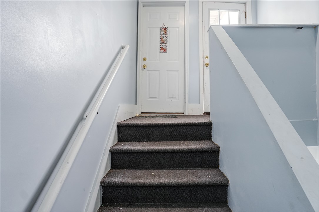 138 Hebert Avenue Woonsocket, RI 02895 - Photo 6 of 27