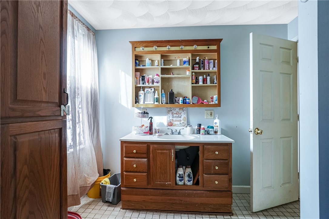 138 Hebert Avenue Woonsocket, RI 02895 - Photo 7 of 27