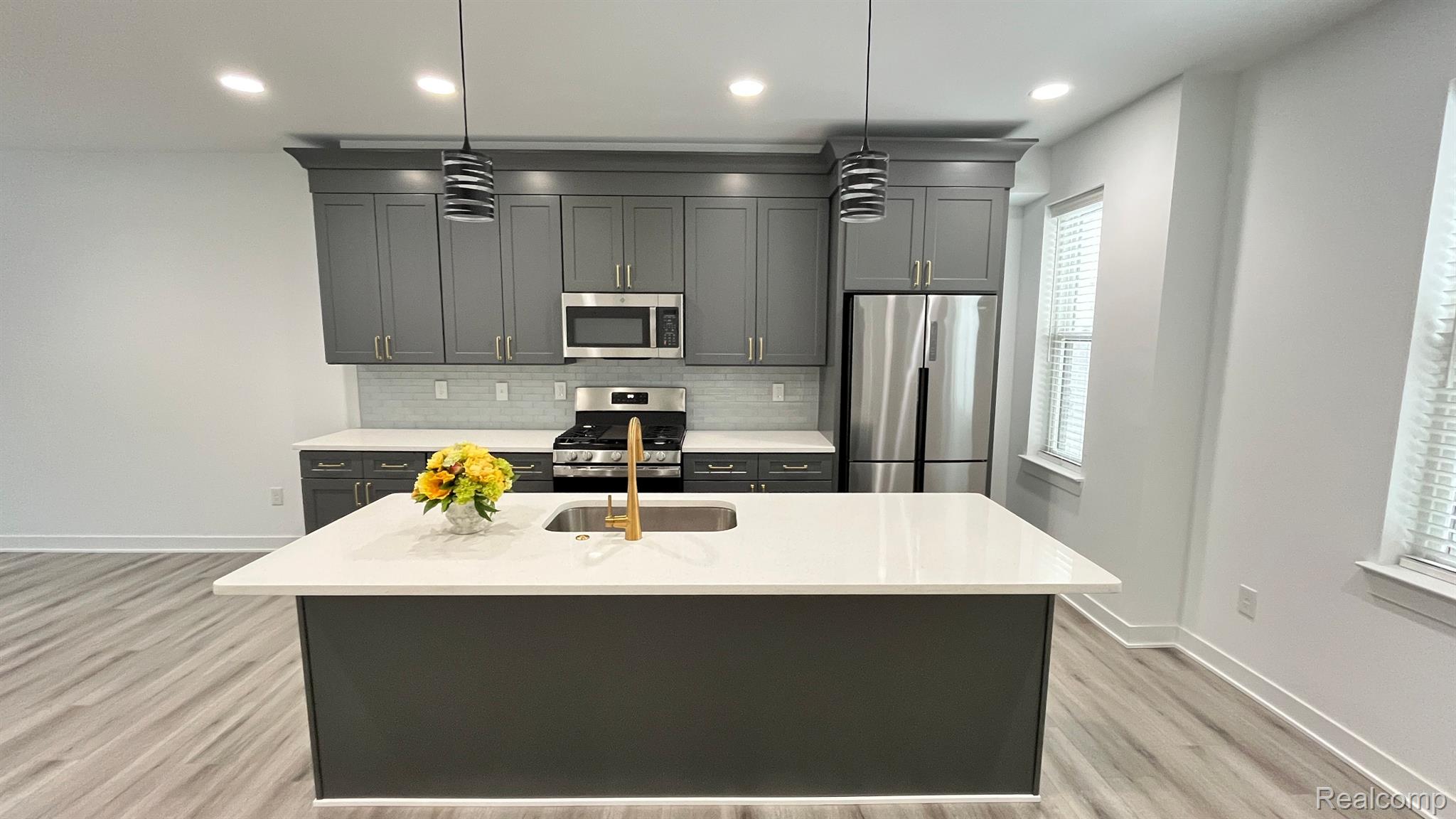 2886 Summers Place Troy, MI 48084 - Photo 15 of 34