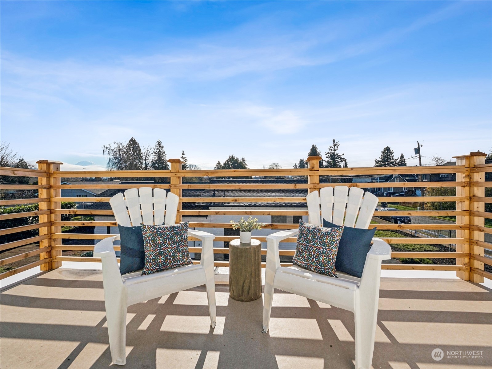 1502 16th Street Sumner, WA 98390 - Photo 20 of 26 a view of a terrace with chairs