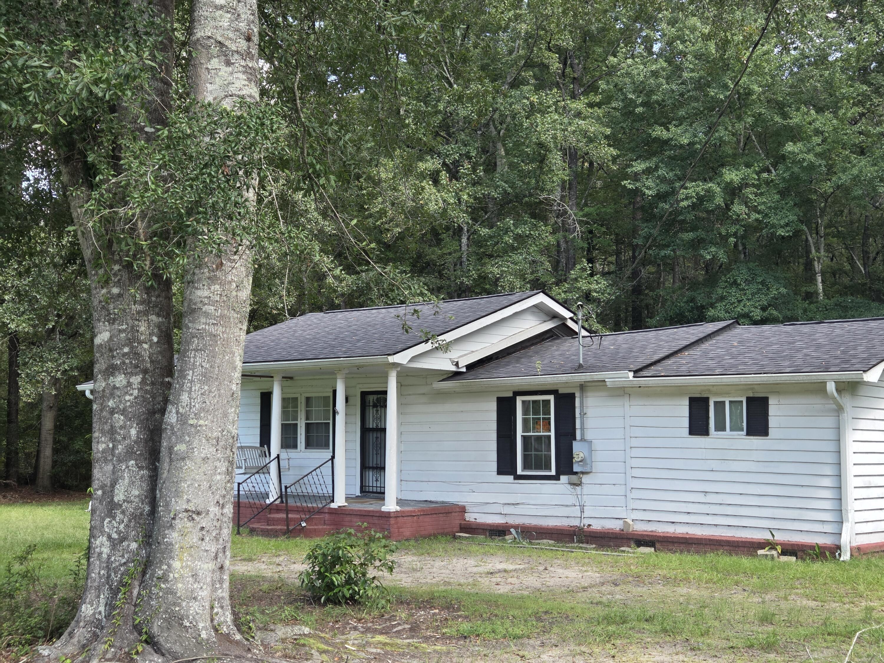 2202 Highway 61 Ridgeville, SC 29472 - Photo 1 of 15 20260903_115142