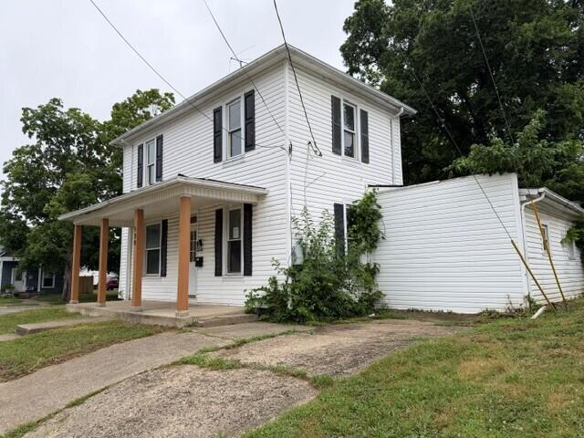 128 West Corwin Street Circleville, OH 43113 - Photo 2 of 26 2