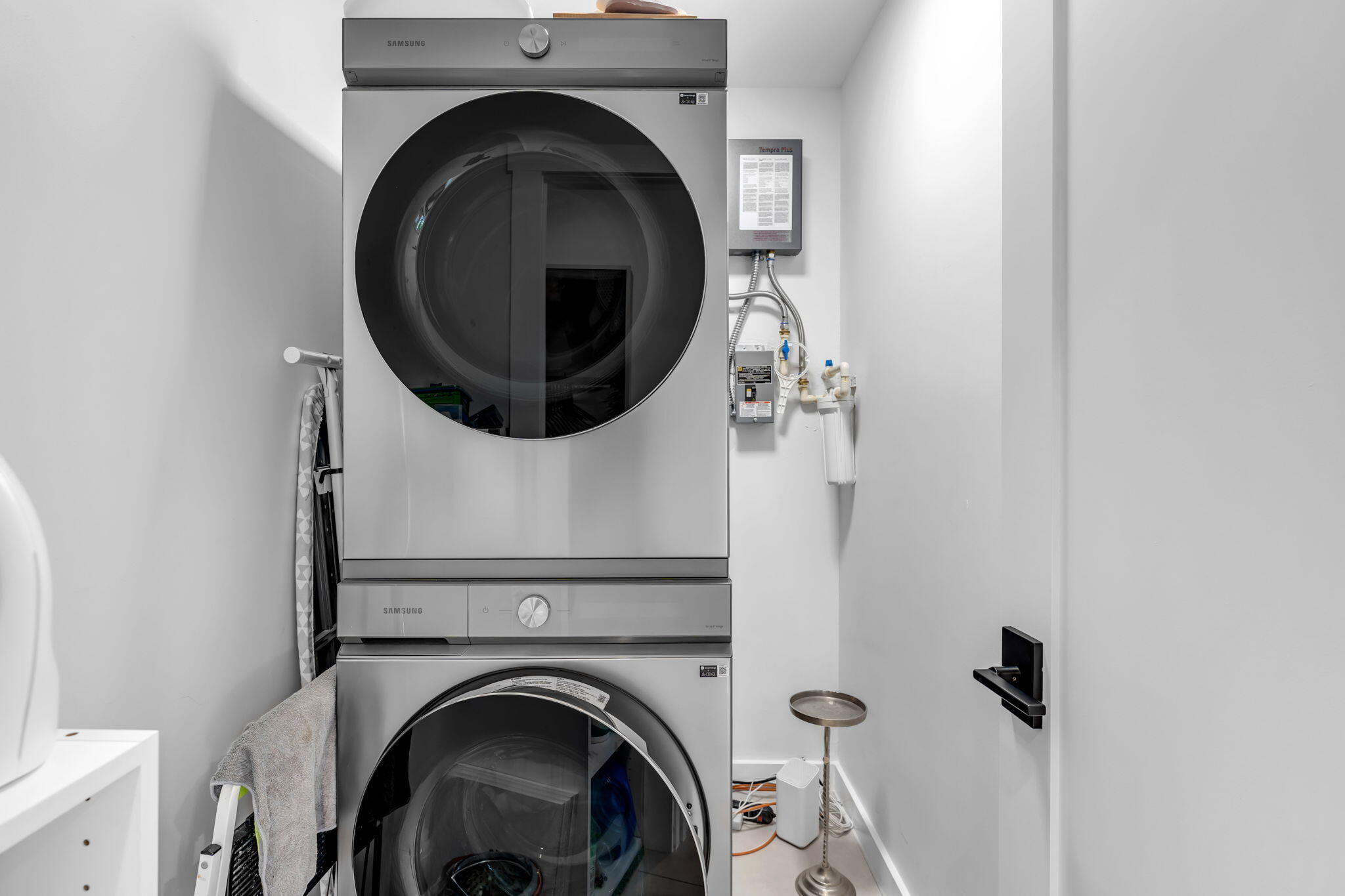 2 Sexton Cove Road Key Largo, FL 33037 - Photo 22 of 45 Washer Dryer laundry