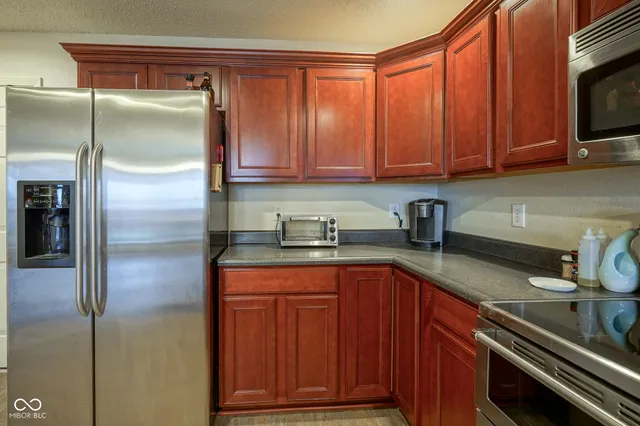 $375,000 | 12465 Old Pond Road, Noblesville, IN 46060