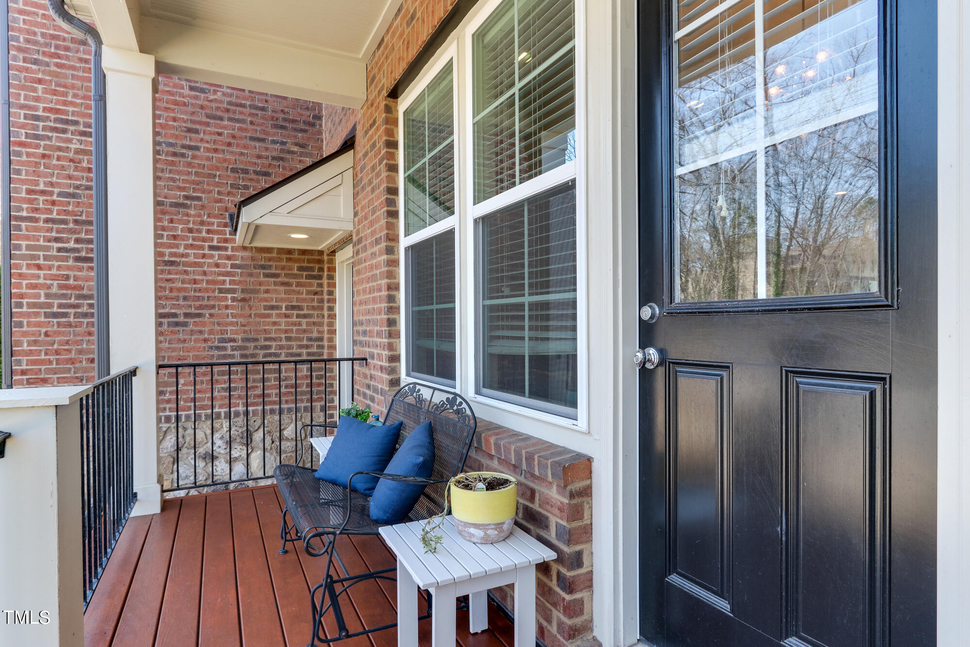904 Wake Towne Drive Raleigh, NC 27609 - Photo 27 of 30 a view of a house with sitting area