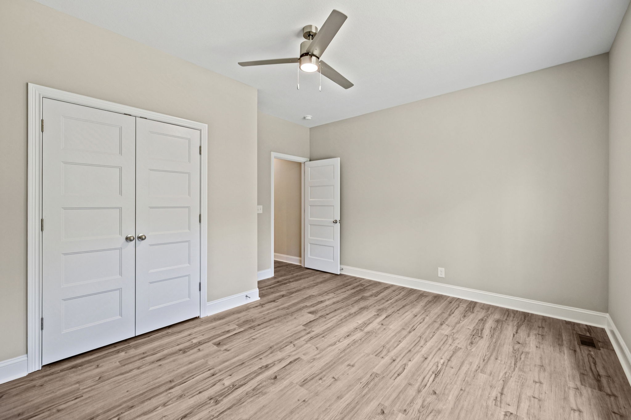1017 Gholson Road Clarksville, TN 37043 - Photo 28 of 58 a view of room with hardwood floor