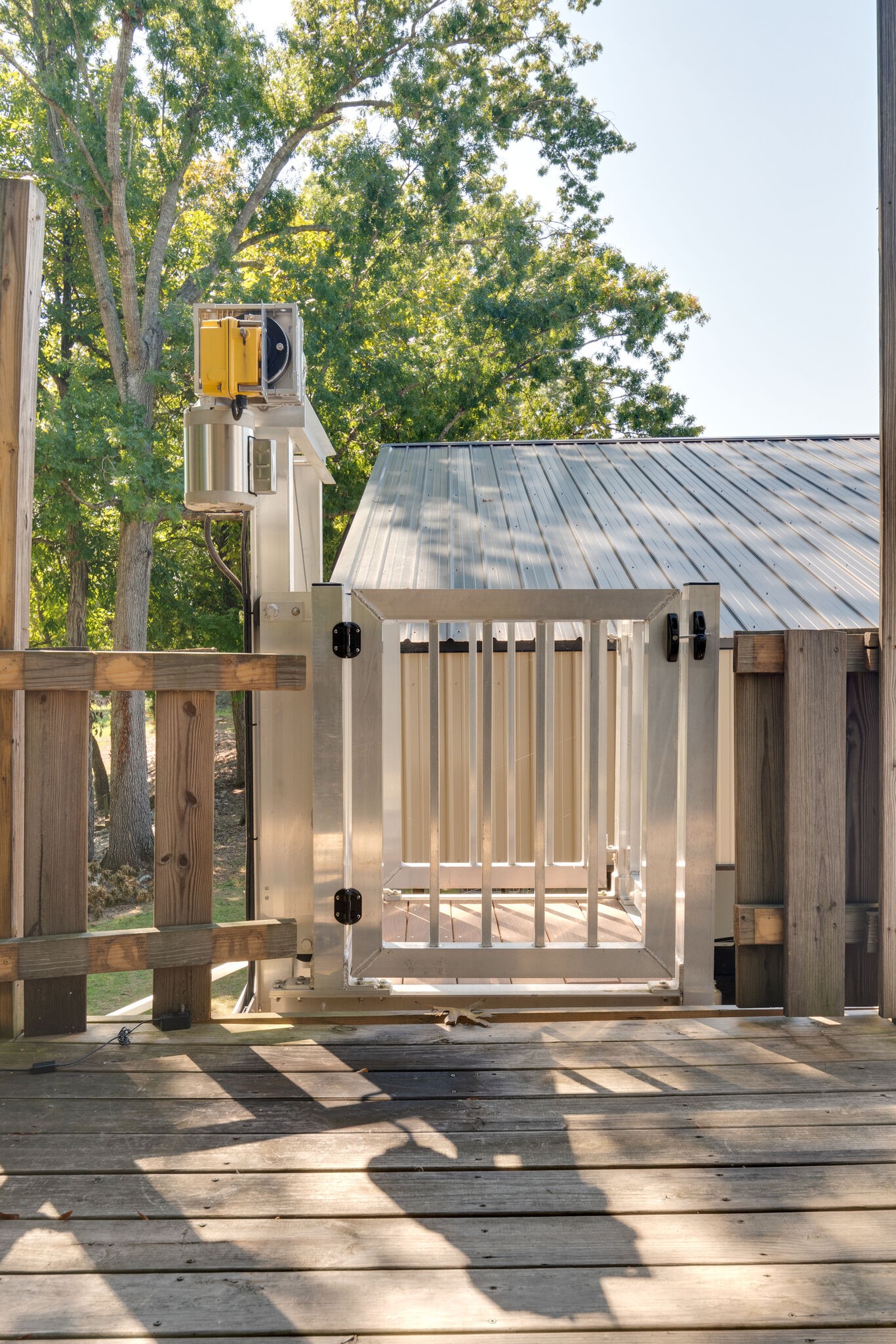 752 Pevahouse Camp Lane Decaturville, TN 38329 - Photo 32 of 47 a front view of a house with a yard