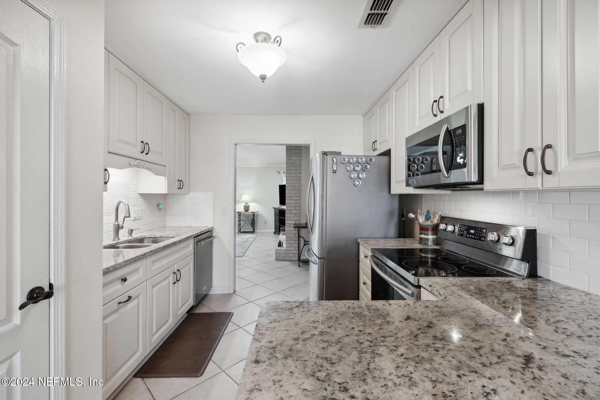 13883 Athens Drive Jacksonville, FL 32223 - Photo 15 of 55 Kitchen view