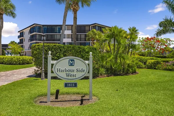 $3,200 | 1815 Mooringline Drive, Unit 2E, Vero Beach, FL 32963